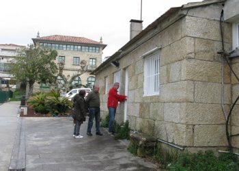 Nigrán aproba o proxecto para converter as casas dos mestres nun centro para maiores