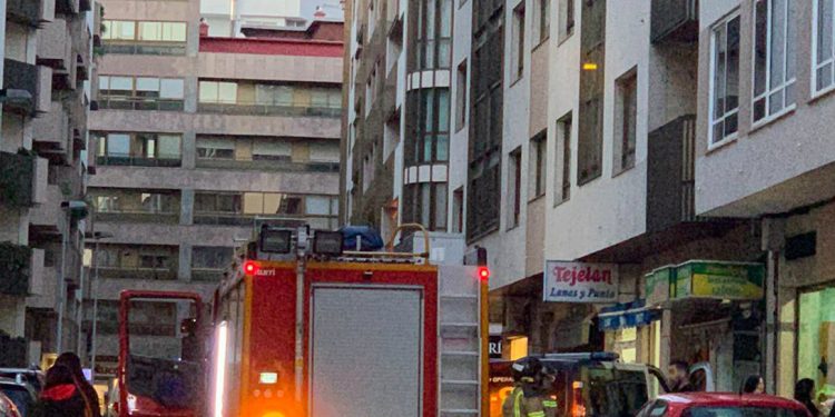 Evacuado un edificio en Vigo por un incendio