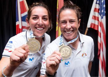 La vela gallega pone en Australia dos picas olímpicas