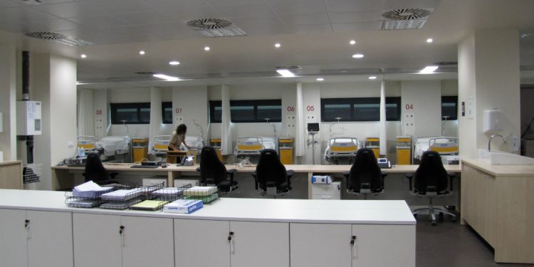 Actualización de datos en Vigo: 35 positivos más, 8 nuevos ingresos y los mismos en UCI