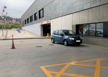 O Álvaro Cunqueiro e o Meixoeiro abren puntos de recollida de fármacos desde o coche