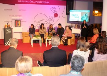 A sede da Deputación en Vigo acolle a mostra «Sempre marzo»