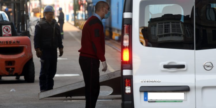 El personal de Freire deja de trabajar tras registrarse un positivo por coronavirus en la plantilla