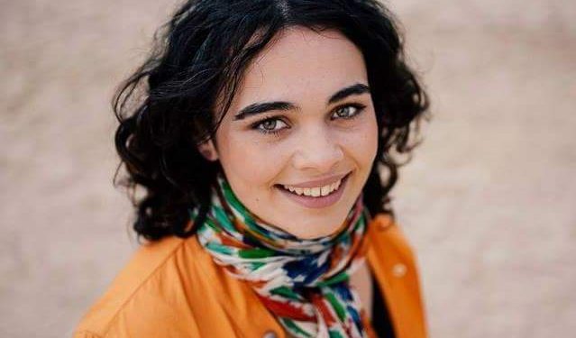 Esperanza Mara estrea «Cantemos xuntos» en directo en Afundación en casa