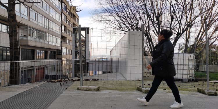 El Concello de Vigo espera poner en marcha el ascensor del parque Cela en mayo