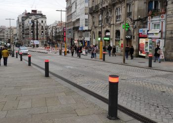 Vitrasa recibe una ‘prórroga’ para atravesar la Porta do Sol