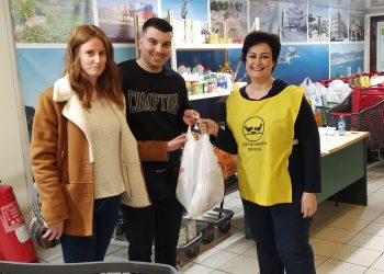 Recaudados 11.500 kilos de comida en Vigo en la primera recogida del Banco de Alimentos