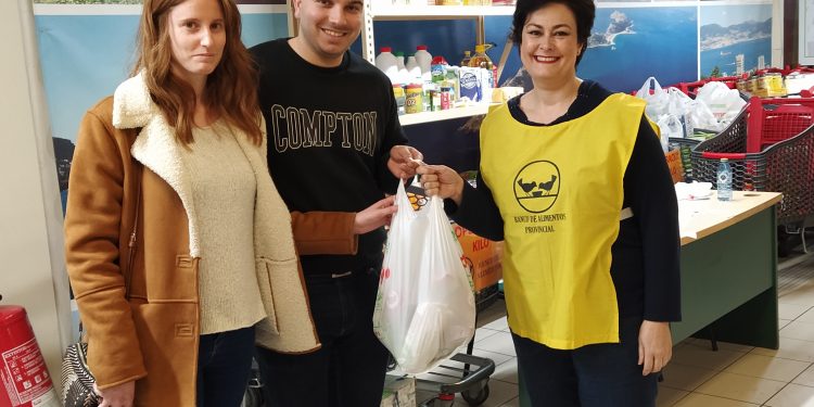 Recaudados 11.500 kilos de comida en Vigo en la primera recogida del Banco de Alimentos