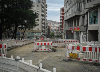 A Deputación de Pontevedra aplica a paralización de toda a súa obra pública