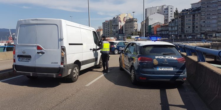 La Policía Nacional de Vigo, con siete agentes en cuarentena, registra sus dos primeros positivos