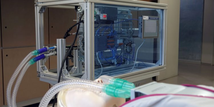 PSA Vigo y el CTAG colaboran con Bionix para desarrollar equipos de respiración para contagiados