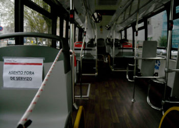 Denunciados dos vigueses tras subirse al Vitrasa para dar una vuelta por la ciudad