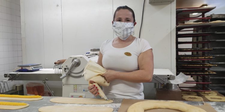 Nigrán regalará roscas de Pascua ás residencias de maiores da vila