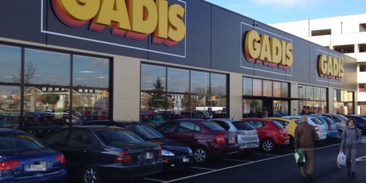 Termómetros infrarrojos para medir la temperatura del personal de supermercados en Vigo y Galicia