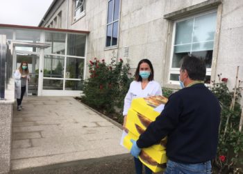 Nigrán reparte roscas nas cinco residencias do municipio e no centro de saúde