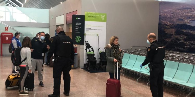 El aeropuerto de Vigo reorganiza su operativa y atenderá vuelos a demanda