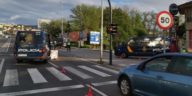 Archivada la causa por desobediencia contra dos detenidos en Vigo por incumplir reiteradamente el confinamiento