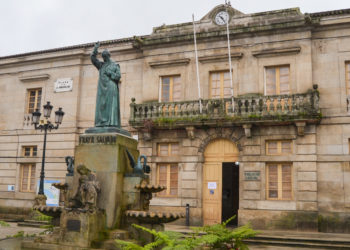 Un axente da Policía Local de Tui dá positivo por Covid-19