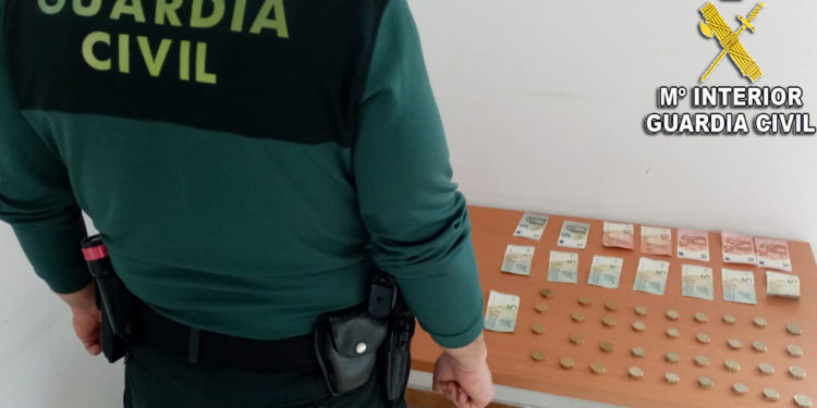 Detenido en Gondomar un joven acusado de robar en un local en el que había trabajado