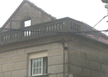Evacuado a Vigo con quemaduras tras arder su vivienda en Moaña