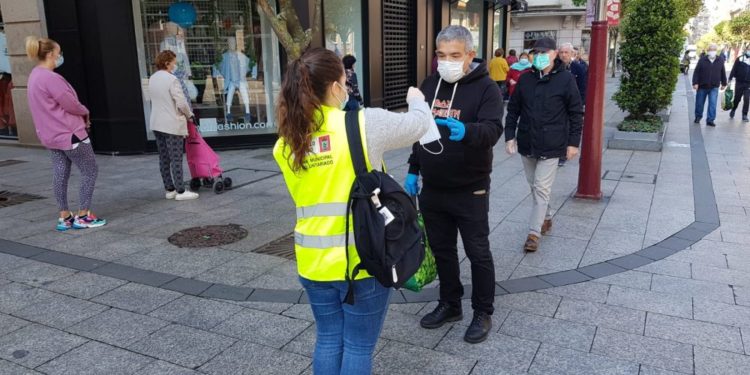 El Concello de Vigo repartirá mascarillas de protección a domicilio