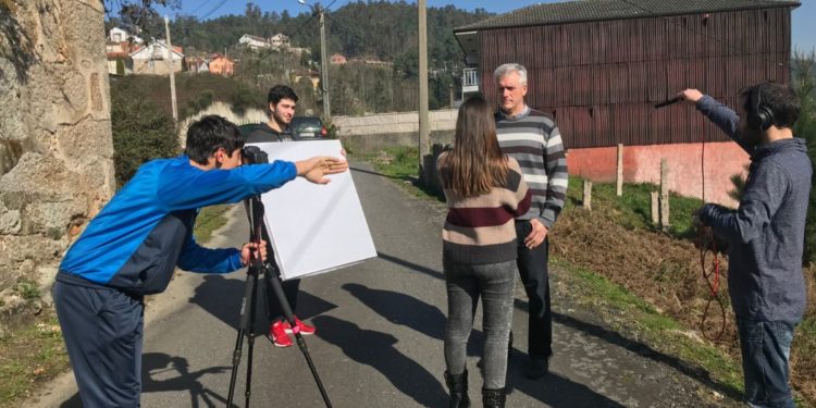 Cans promove un documental colectivo sobre a histórica canteira que marcou a vida da aldea