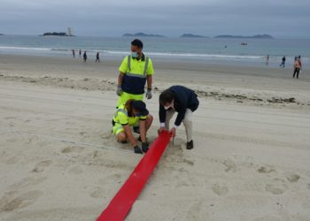 Abel Caballero anuncia nuevas normas en las playas de Vigo: ni comida, ni tabaco