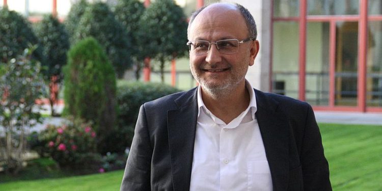 Abel Losada: “Queremos trasladar aos cidadáns que a biblioteca é unha contorna 100% segura”