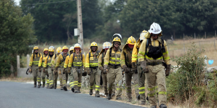 A Xunta coordina este verán un dispositivo contra incendios con 7.000 efectivos, 360 motobombas e 12 drons