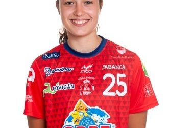 Carme Castro tendrá un hueco en el primer equipo de BM Porriño la próxima temporada