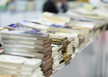 “Non contaxian, pero enganchan”: os libros tomarán a rúa Príncipe durante dez días