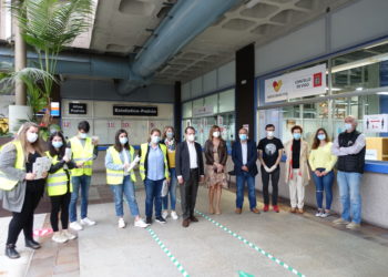 Colas en el ayuntamiento de Vigo para solicitar el Ingreso Mínimo Vital