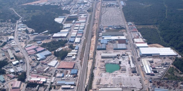 Evacuada una operaria al Álvaro Cunqueiro tras sufrir un accidente laboral en O Porriño