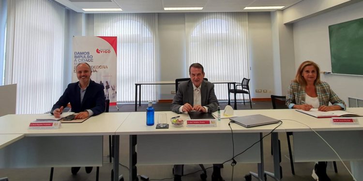 Zona Franca de Vigo convertirá el centro de informática de Caixanova en un complejo de negocios