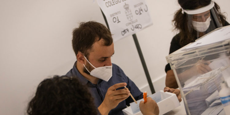 El PP logra el escaño que estaba pendiente del voto exterior en la provincia de Pontevedra