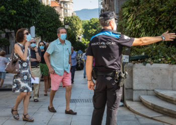 Dos denunciados en Vigo durante la jornada electoral por no usar mascarilla o hidrogel