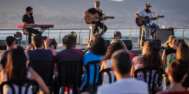 Love of Lesbian se desnuda en Vigo