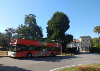 O Bus Turístico de Vigo retoma a súa actividade coa opción de pagar con TPV á entrada