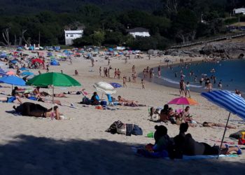 El área de Vigo se tuesta a 38 grados y la ciudad resiste la ola de calor a 30º