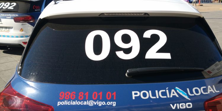 Un hombre agrede a su expareja en un bar de Vigo y ésta se defiende con un cuchillo