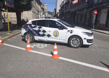 Agride a un policía local en Tui despois de cuadriplicar a taxa de alcoholemia