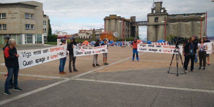 Los bomberos anuncian una querella criminal contra el Concello de Vigo por prevaricación