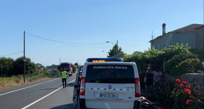 Un motorista de 22 años fallece en un accidente en O Rosal