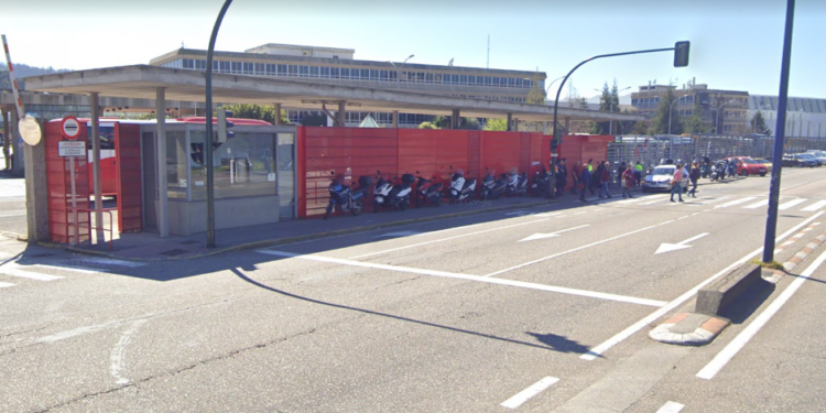 El coronavirus entra en PSA Vigo: un positivo obliga a aislar a doce trabajadores