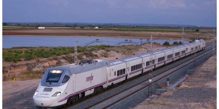 El viaje en tren a Barcelona, por carretera entre Vigo y Ponferrada