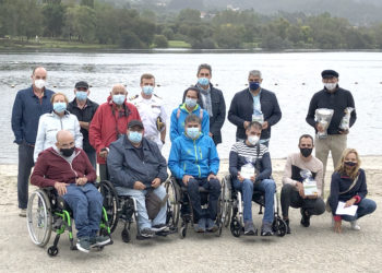 Los tudenses Estévez y Davila se llevan el Gallego inclusivo de motonáutica en Tomiño