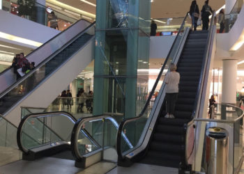 El Gran Vía de Vigo crea un club gratuito con descuentos en tiendas, sorteos y un regalo de bienvenida