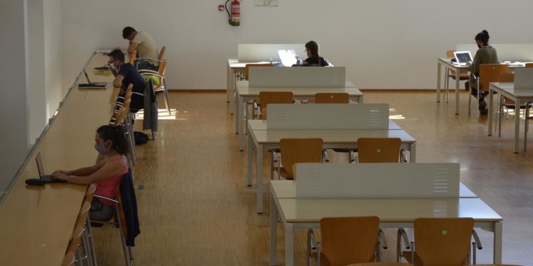 A Universidade de Vigo rexistrará os usuarios das bibliotecas para poder facer rastrexos