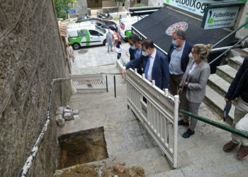 Comienzan las catas técnicas para construir las escaleras mecánicas de la calle Talud