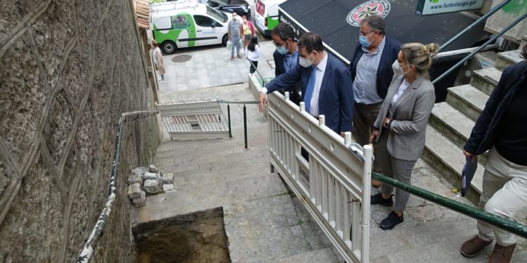 Comienzan las catas técnicas para construir las escaleras mecánicas de la calle Talud